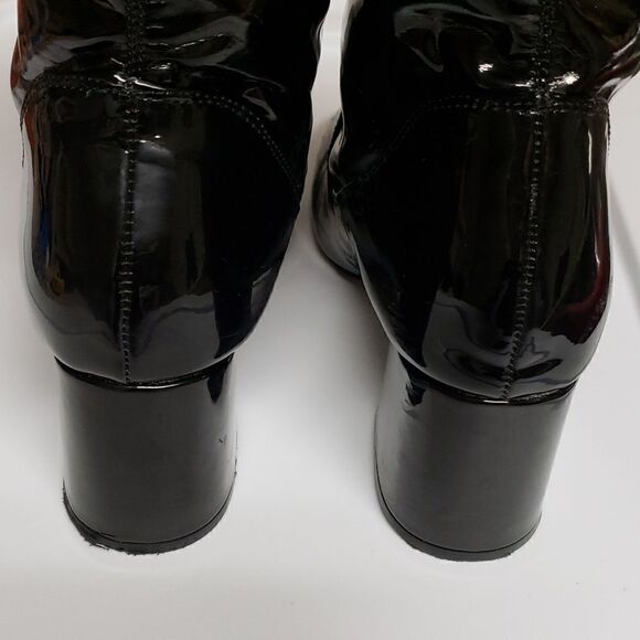 Forever 21 Pullon Black Faux Patent Ankle Boots sz 9 - Picture 4 of 8